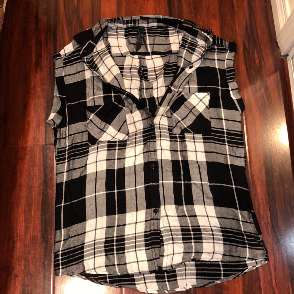 Seven7 Jeans Button Down Size S